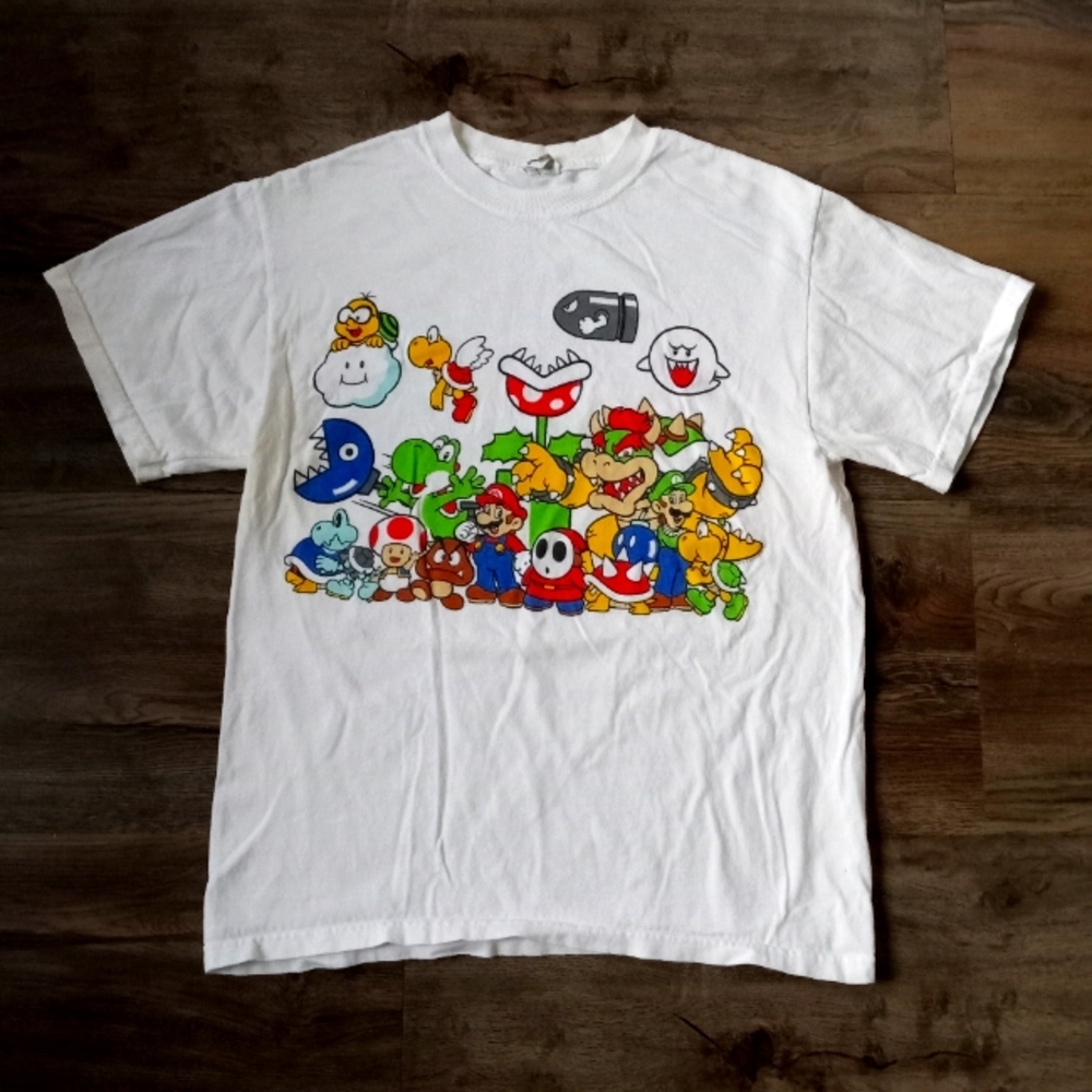 Mario character white T-shirt